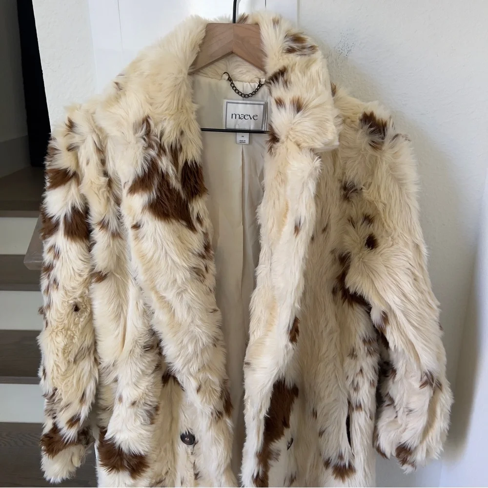 Anthropologie Maeve Grand Glam Faux Fur Coat Long Jacket in Cream and Brown - Picture 5 of 8